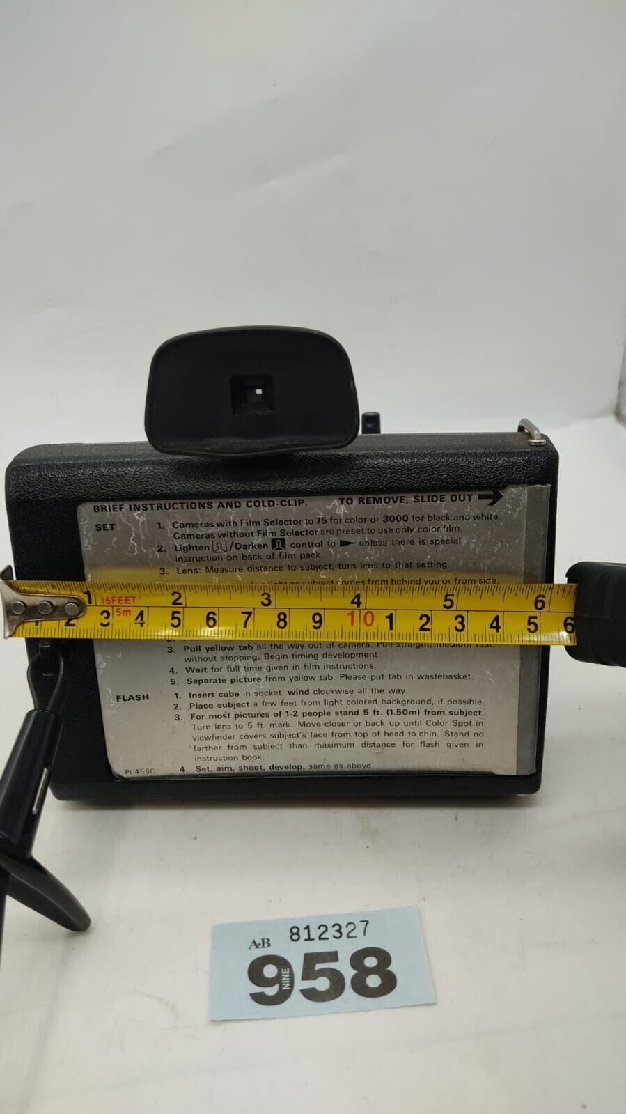 Polaroid LAND CAMERA Square Shooter 2 Type 88 film 1970's - Vintage