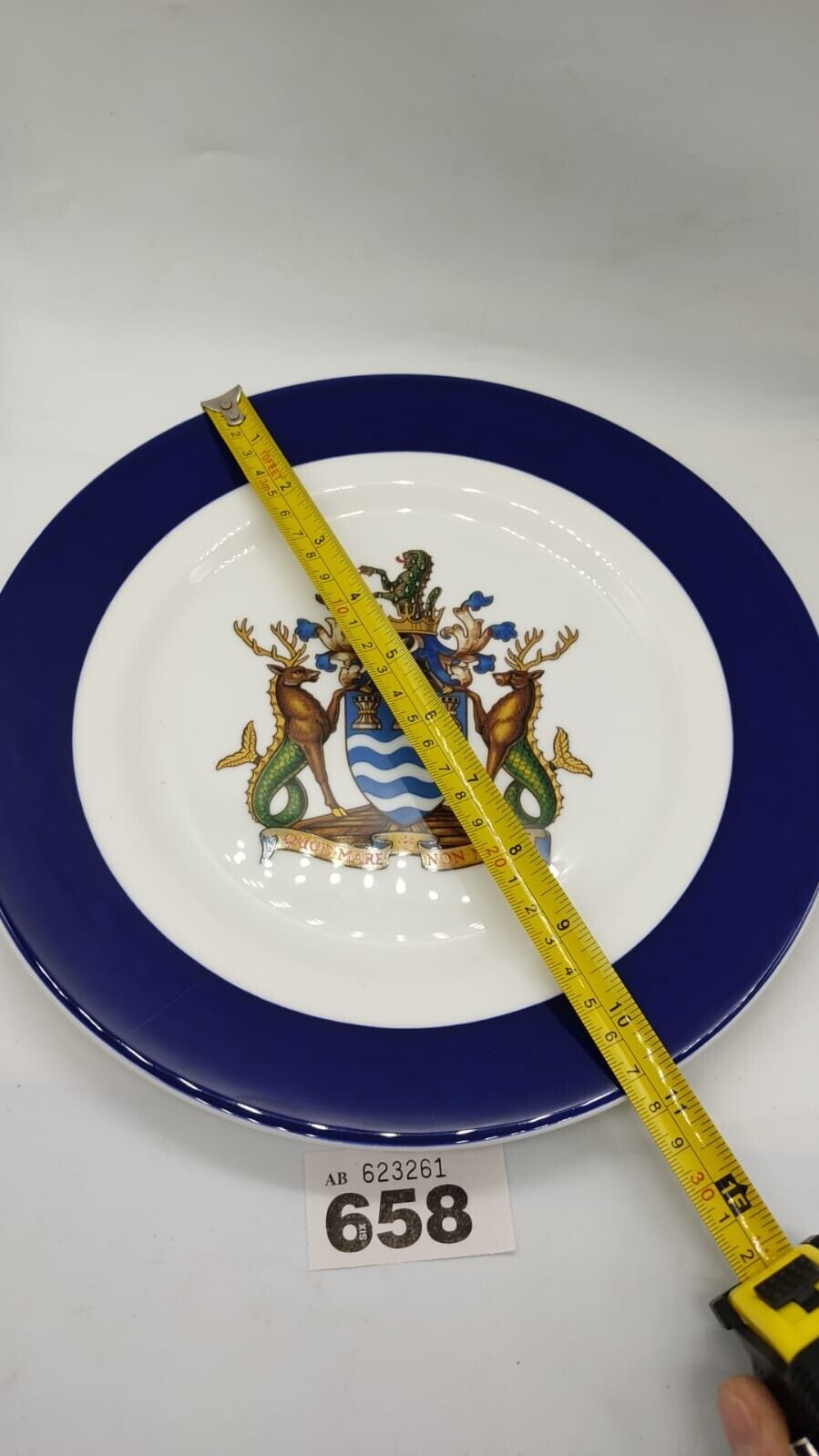 Armorial Collectors Plate, N.2 Unboxed Vintage Armorial Blue English Porcelain