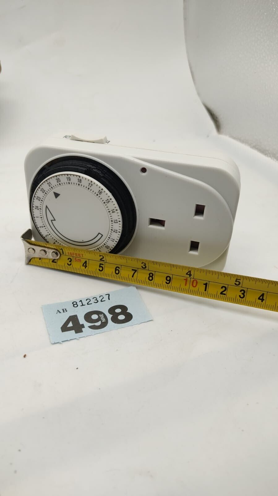 Timer Plug Socket 24hrs Segment Programmable Energy Saving Plug-in Switch Boxed