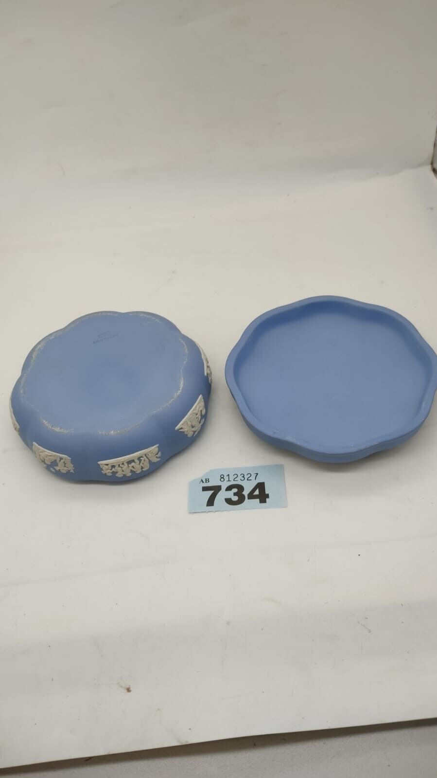 Wedgwood Jasperware Blue Flowers Trinket Box Mythological - Figures No 73