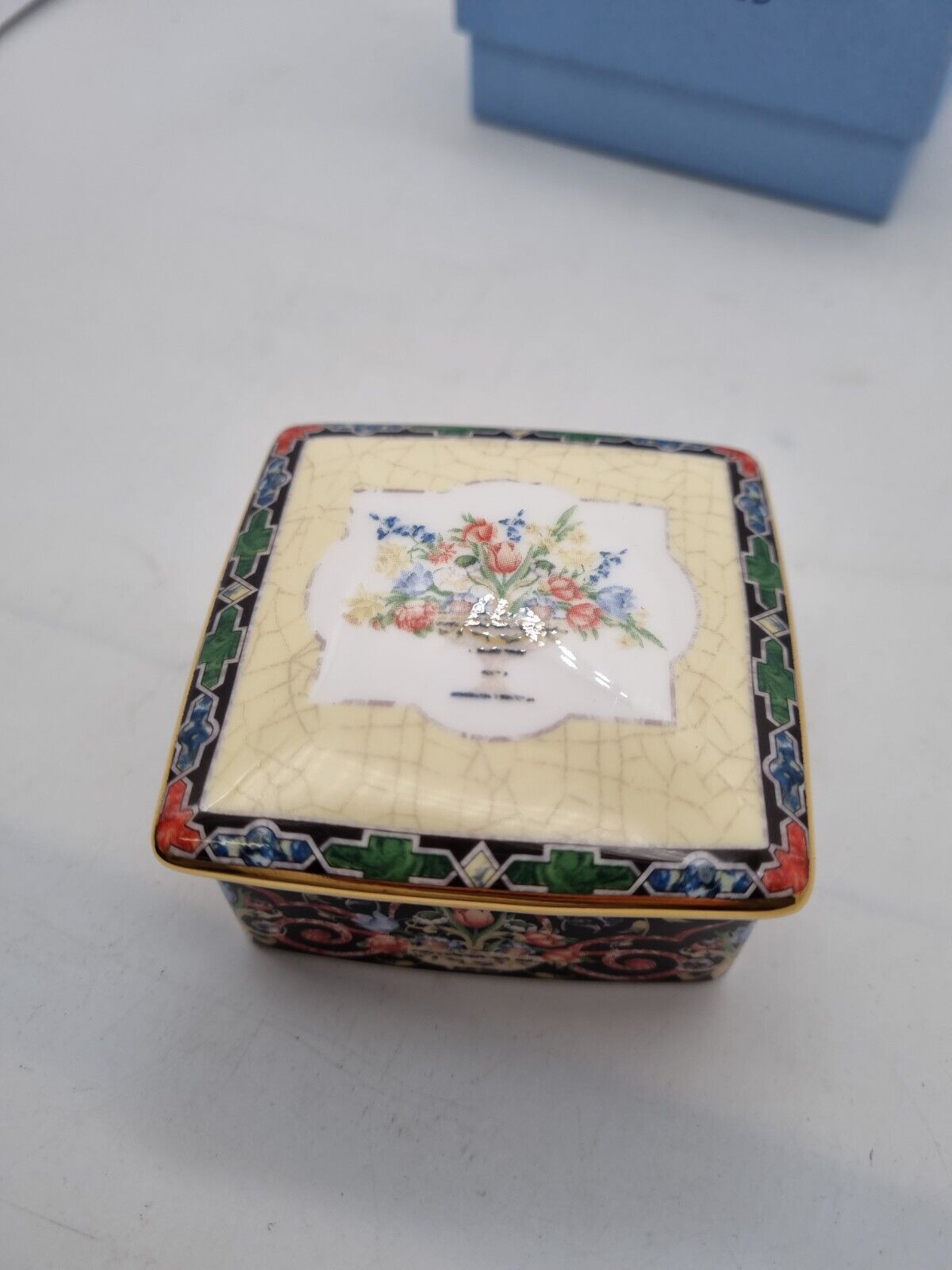 RARE Wedgwood Harlequin Jewel Hampton Bone China Covered Trinket Box 1997