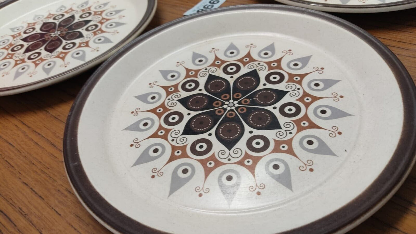 Set of 6 Canadiana Doverstone Staffordshire England Heather Plates