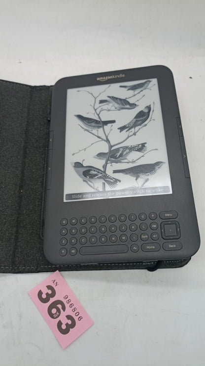 Amazon Kindle 3rd Gen 6" D00901 Tested working Device only