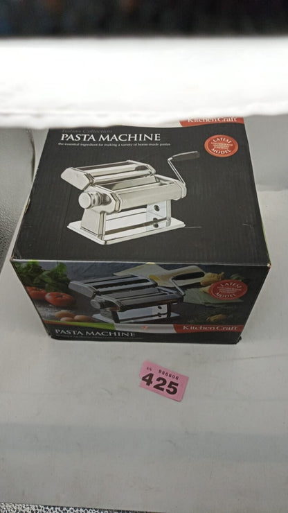 Deluxe Double Cutter Pasta Machine - Make Your Own Pasta - Ideal Present. Used