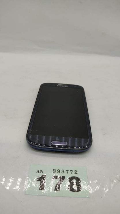 Samsung Galaxy S3 16GB GT-I9300 O2 Network Android Phone. Device Only Used