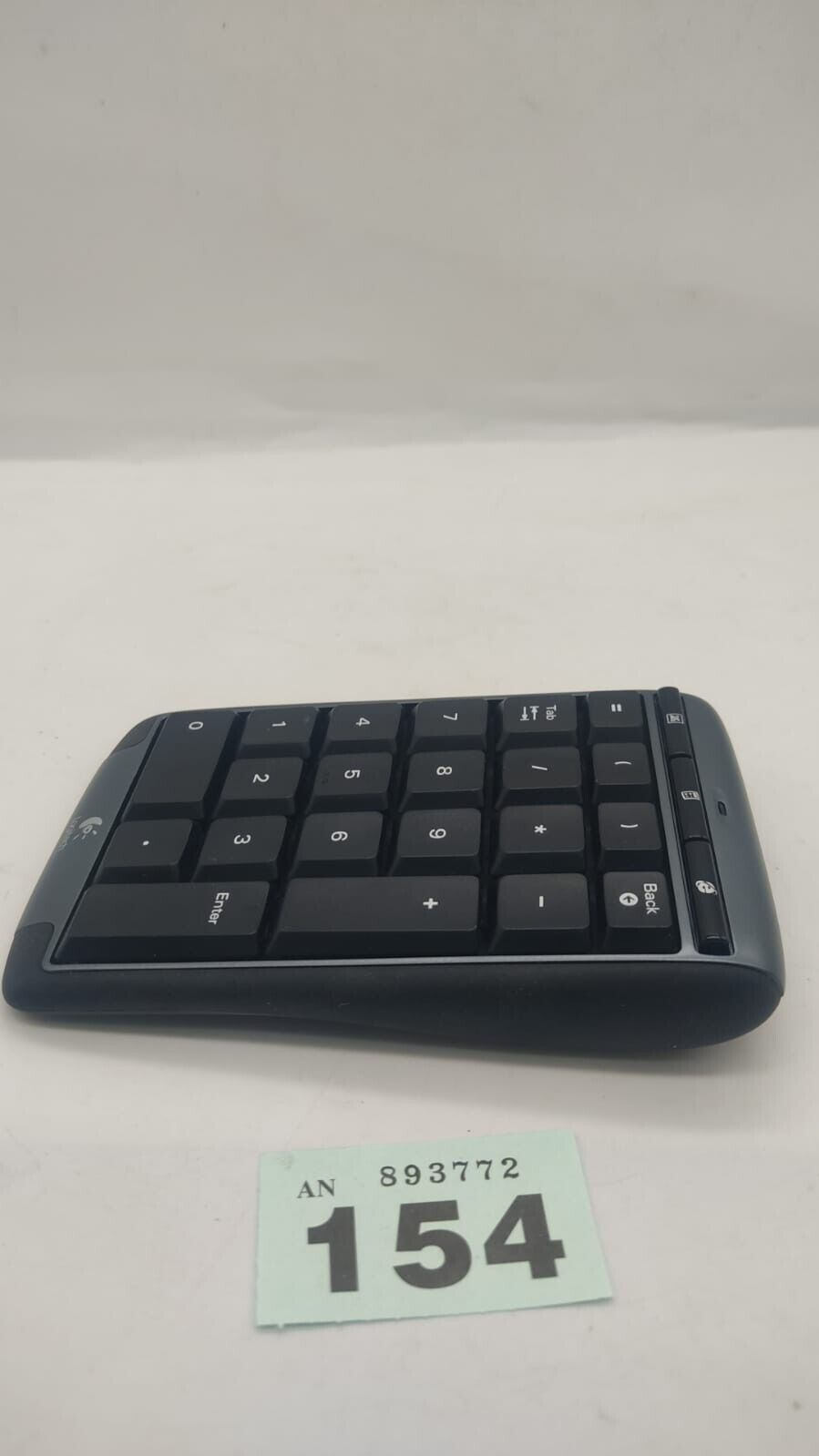 Logitech Wireless 2.4GHz Numerical Number Pad Keypad. Tested working