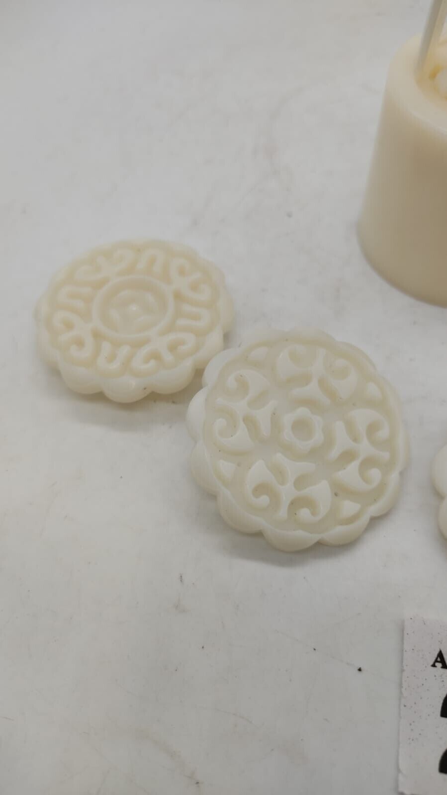 7 Pc Round Three-Dimensional Mold Plastic Cookie Plunger Flower Moon Cake