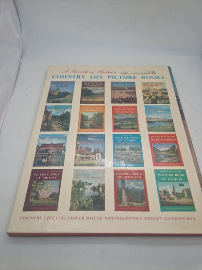 THE FIRST COUNTRY LIFE PICTURE BOOK OF LONDON IN COLOUR - H/B D/W - 1965