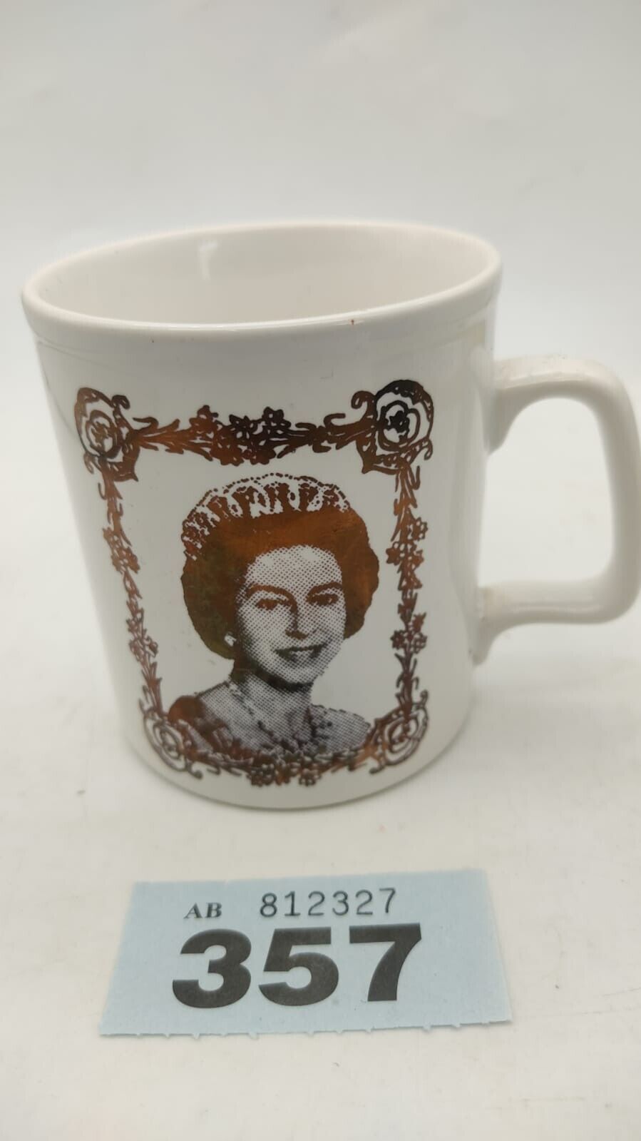 HM Queen Elizabeth - Silver Jubilee Commemorative Metallic Ironstone Mug Vintage