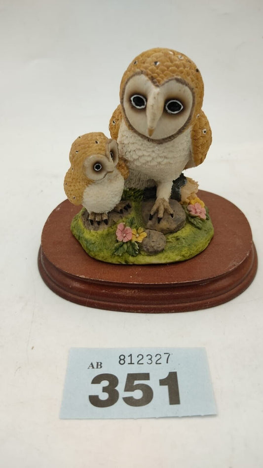 Barn Owl & Baby - Figurine - Bird Ornament Signed Leonardo