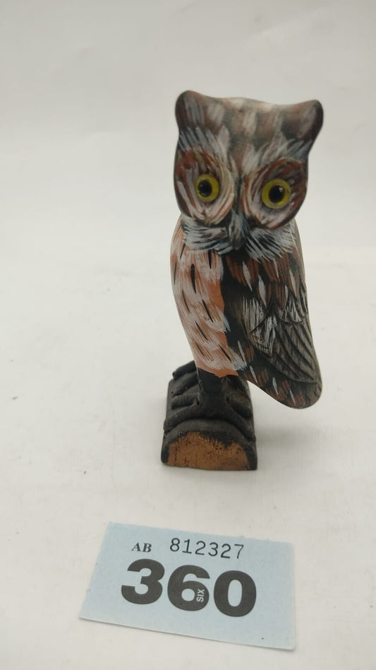 Beautiful Little wood carving of an Owl, Vintage - VGC