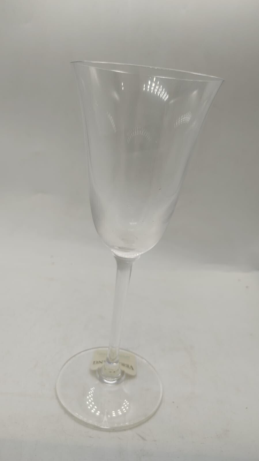 Wedgwood Vera Wang Clear Washable & Decorative Classic Wine Glass With Box