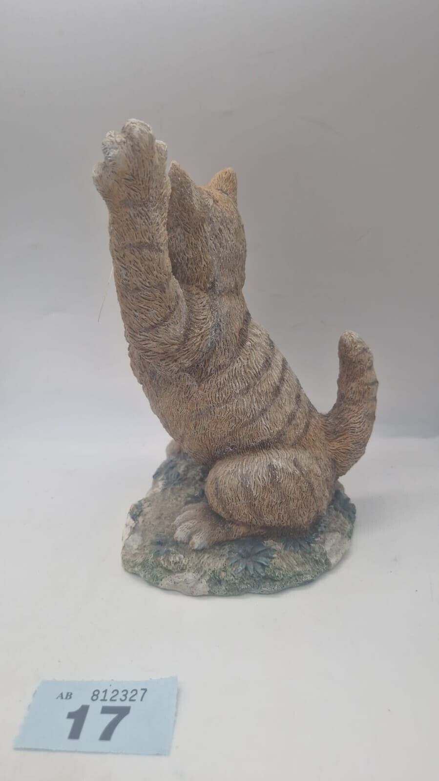 Valerie Pheiffer Innovation Giftware Standing Cat Waving Ornament Collectable