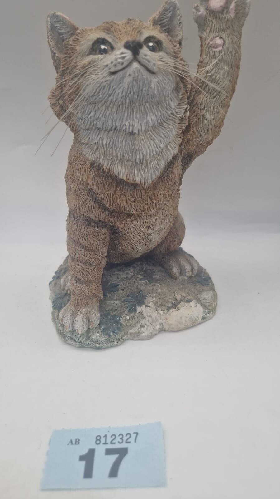 Valerie Pheiffer Innovation Giftware Standing Cat Waving Ornament Collectable