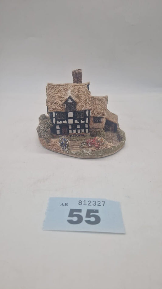 Lilliput Lane Saddlers Inn Cottage Collectable Vintage Ornament Decoration