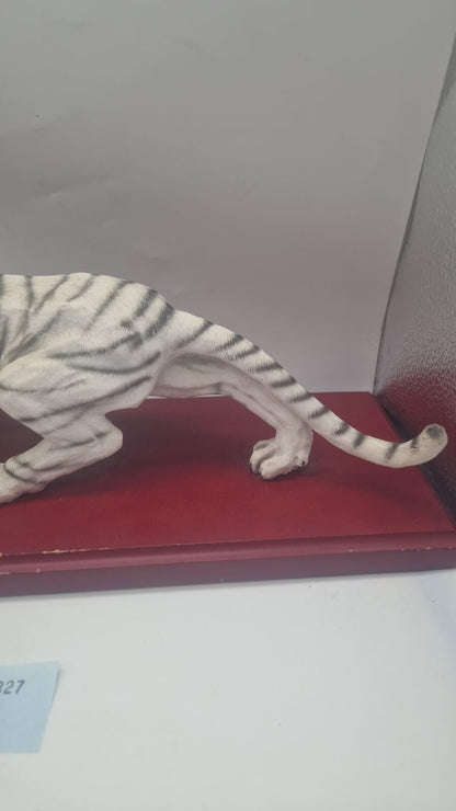 Cellini Collection White Tiger on Plinth Freestanding Ceramic Ornament Wood Base