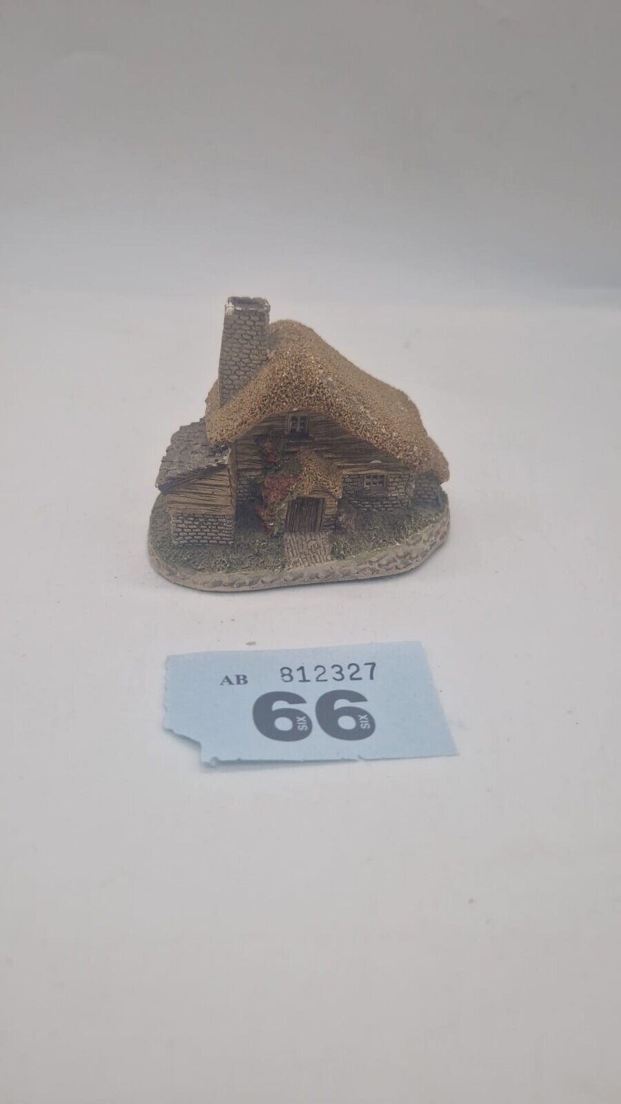 Drovers Cottage by David Winter Handmade Hand Painted Figurine Ornament VTG 1985