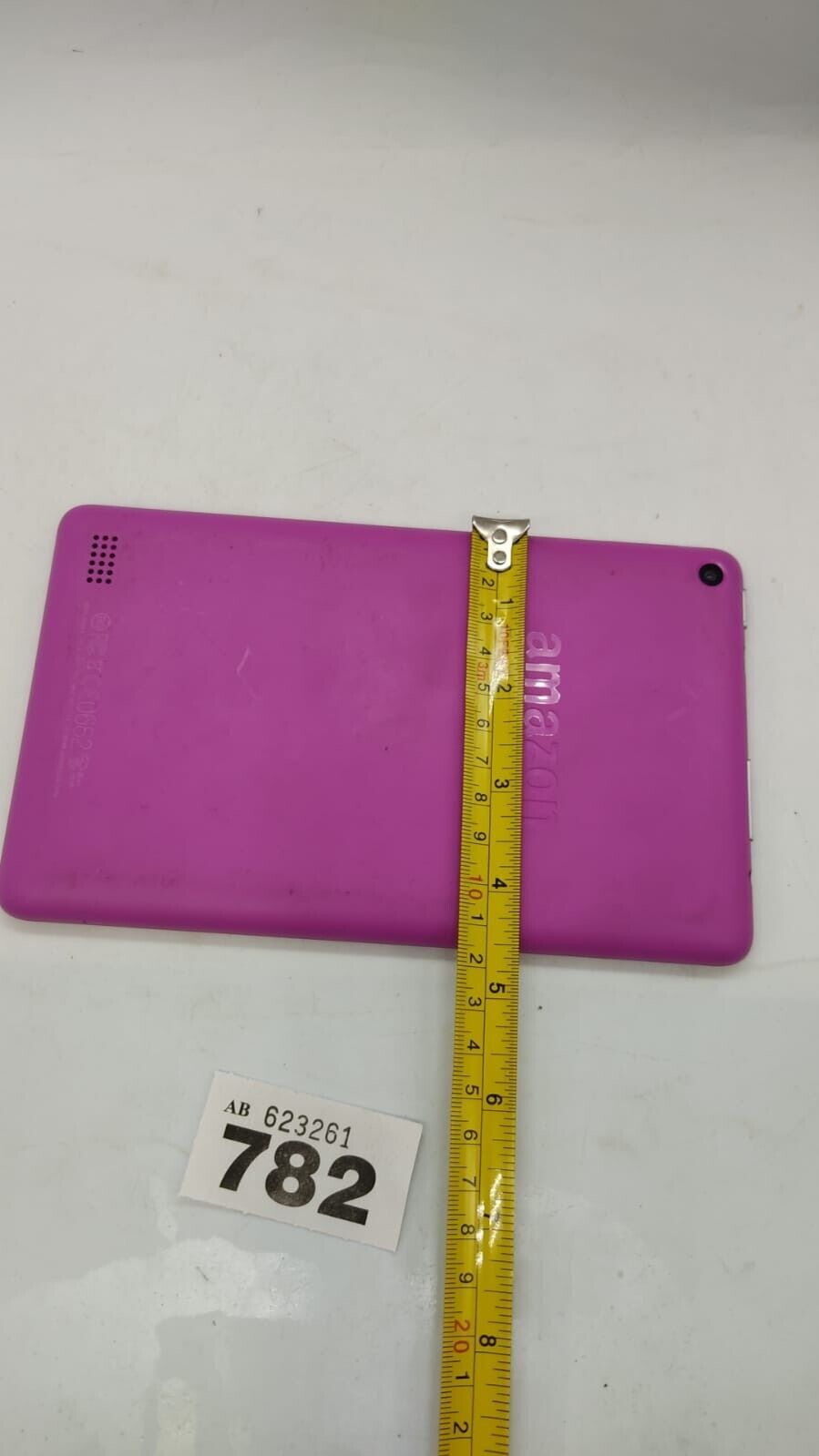 Amazon Kindle Fire 5th Generation SV9 8ln Touchscreen Pink Tablet Ereader. Used