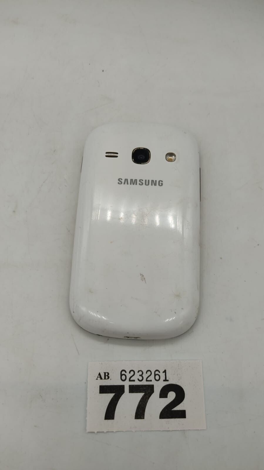 Galaxy Fame GT-S6810P - 4GB - White (Vodafone) Mobile Phone S6810P Device Only