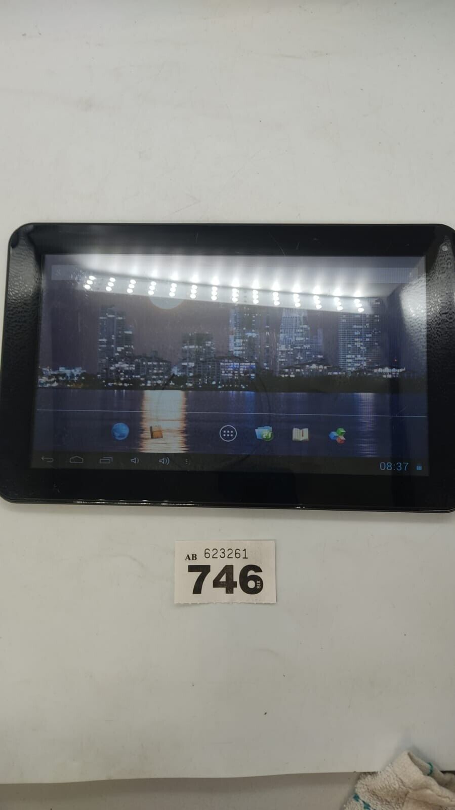 Yarvik Cheap Tablet 09-100- 2GB Black And Android Tablet. Device only.