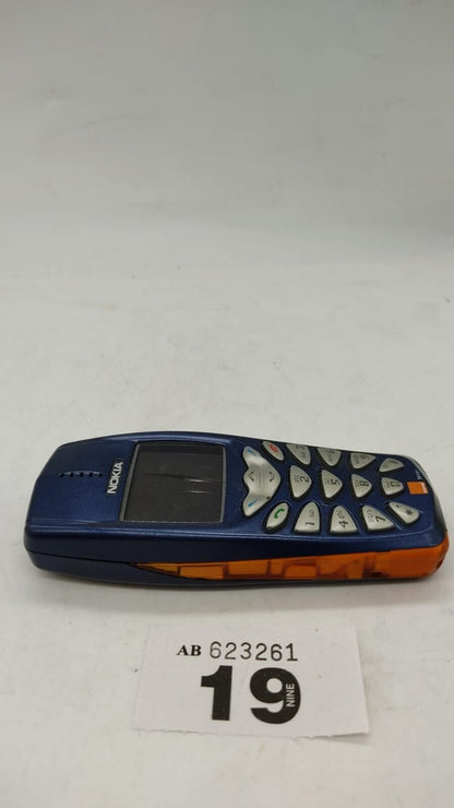 Nokia 3510i Fully Working Mobile Phone with Charger Slight Crack