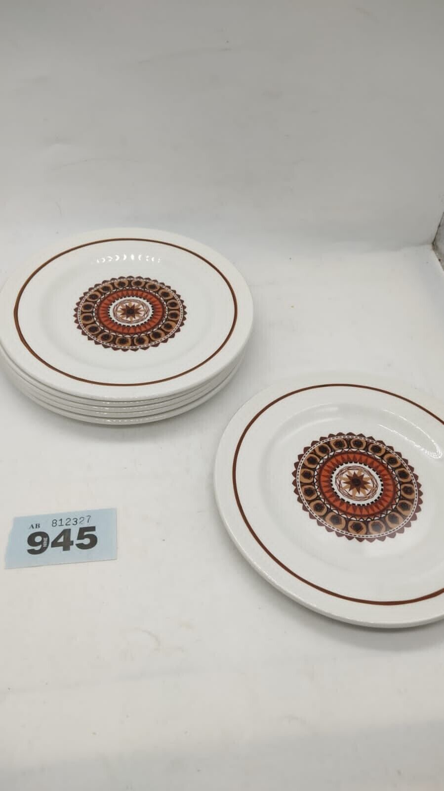 Set of 6 Vintage, Ridgway Ironstone Aztec 7" Plates. Made in England