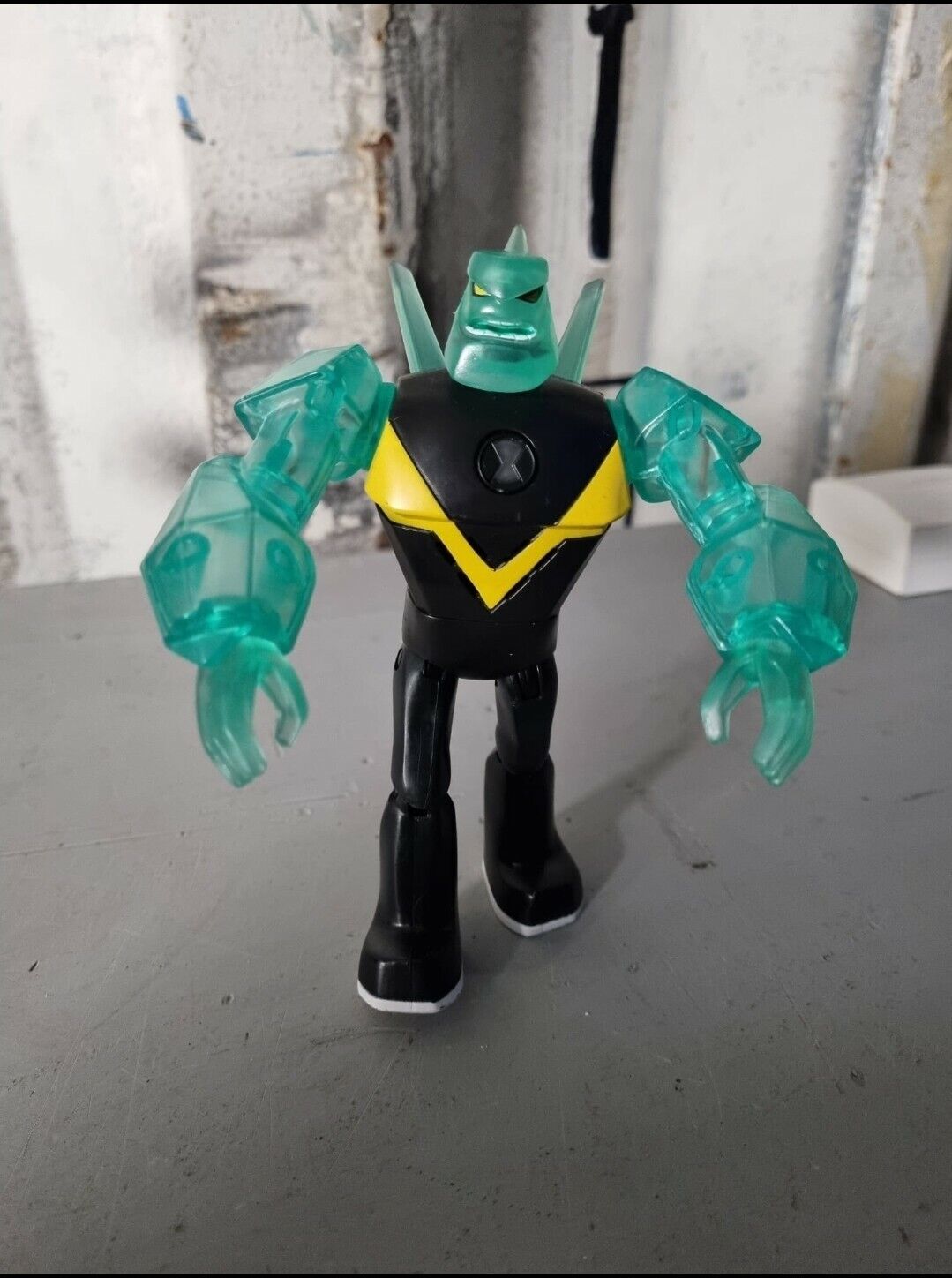 RARE DIAMOND HEAD BEN 10 6 INCH FIGURE CARTOON NETWORK TOYS Gift Idea