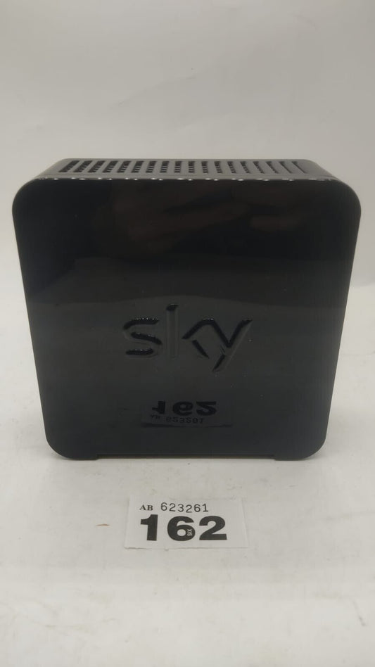 Sky Hub SR-102 WiFi Broadband Router Wireless Internet Boxed with Accessories