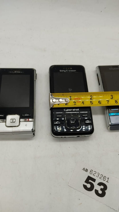 Joblot of 3 Vintage Sony Ericsson Mobile Phones, Untested