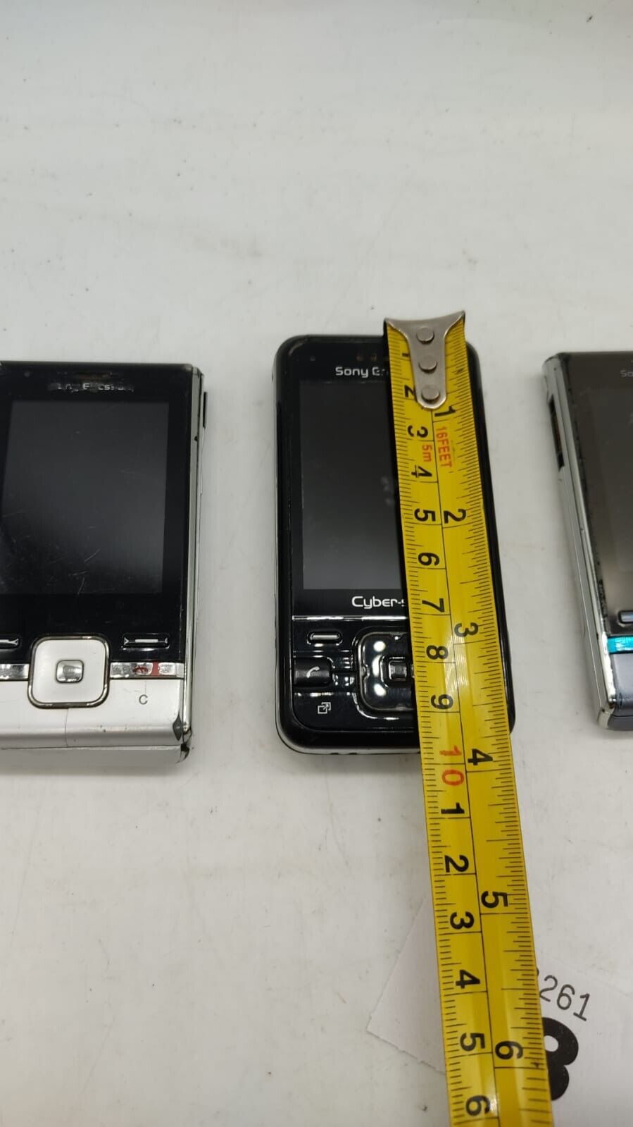 Joblot of 3 Vintage Sony Ericsson Mobile Phones, Untested