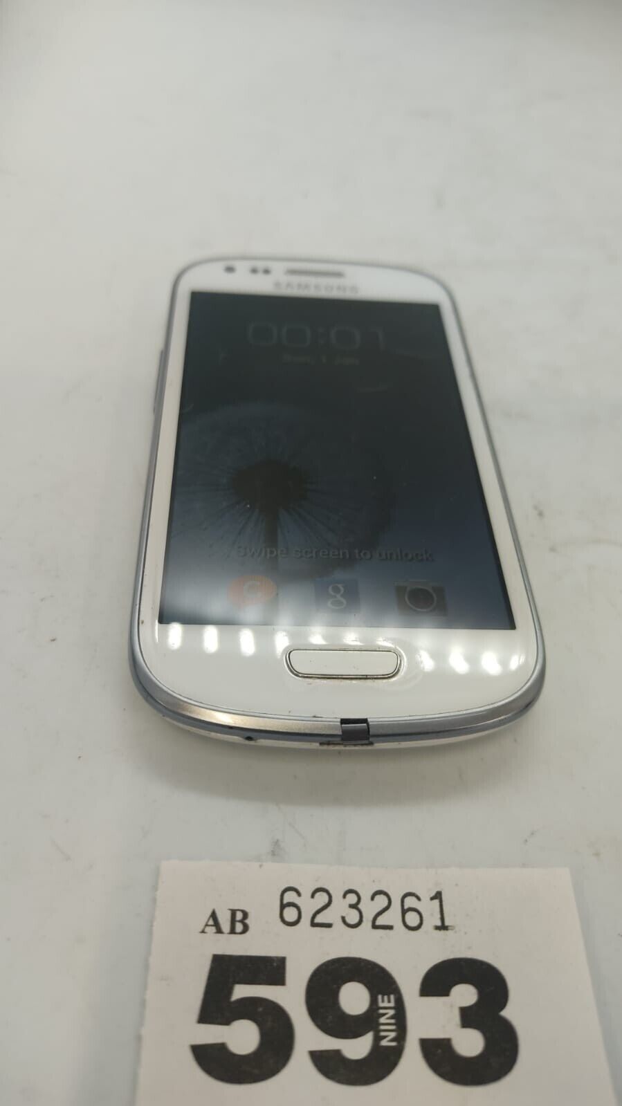 Samsung Galaxy S III Mini GT-I8190 - 8GB - White  (Network Three) Smartphone