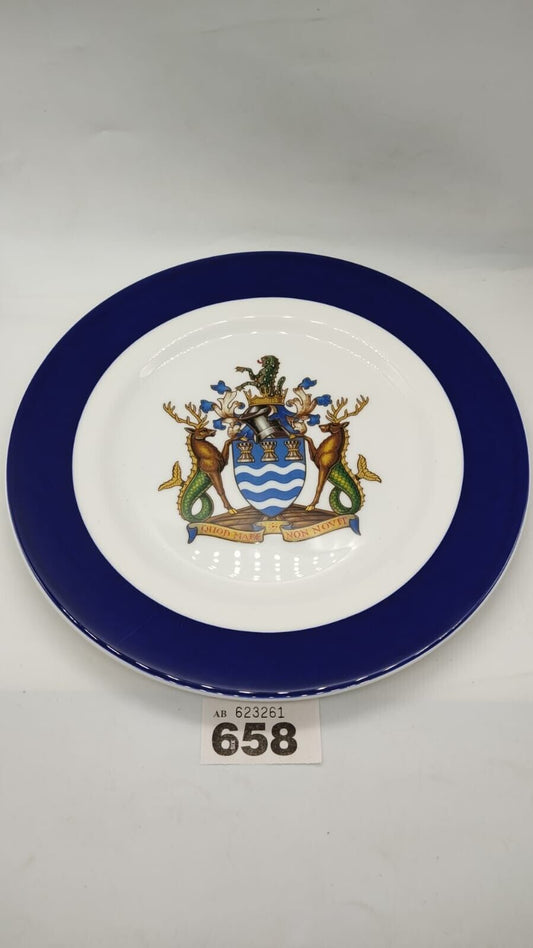 Armorial Collectors Plate, N.2 Unboxed Vintage Armorial Blue English Porcelain