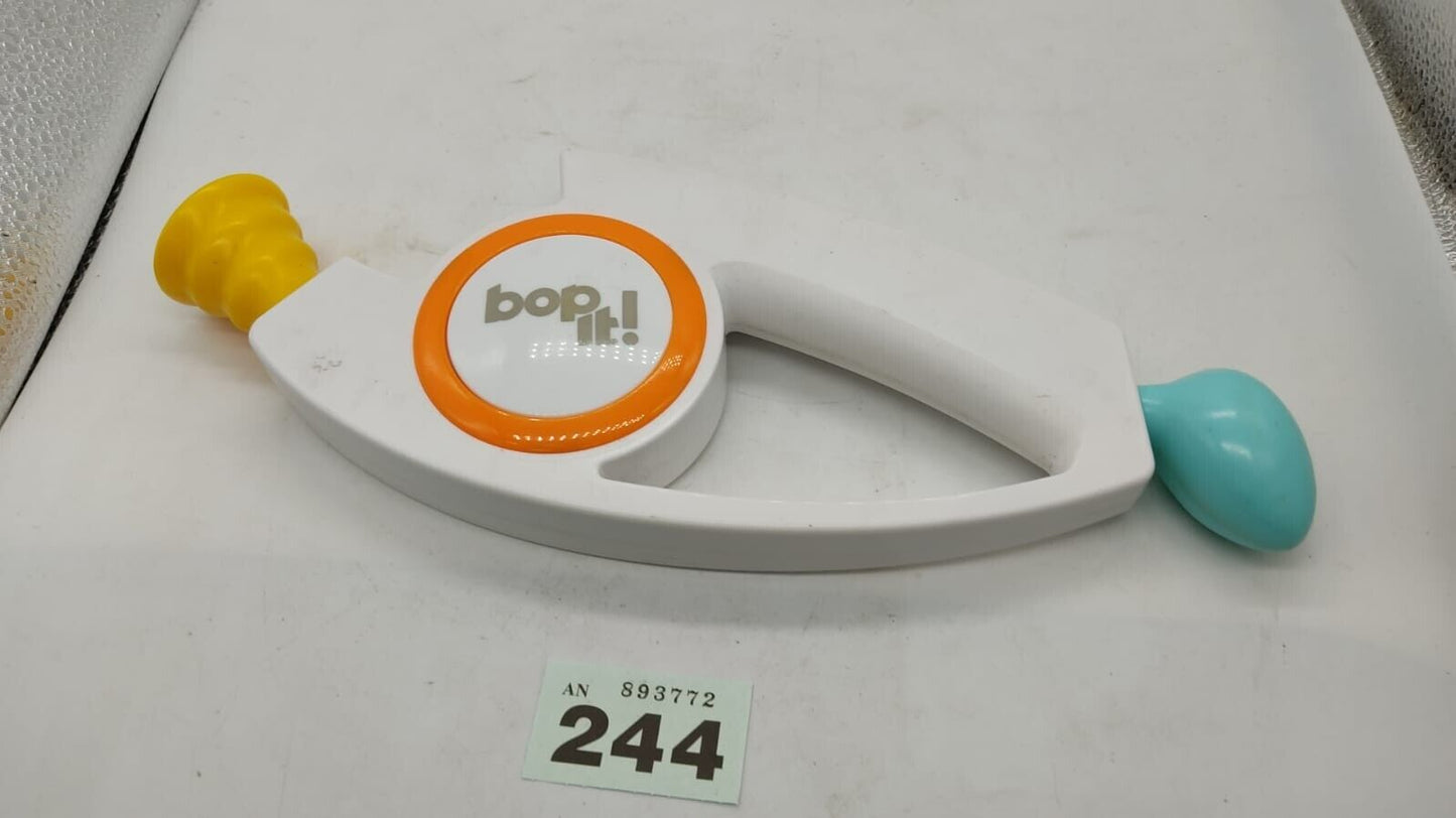 Bop It! Shout It Electronic Handheld Game Twist Pull Hasbro 2008 Tested Working