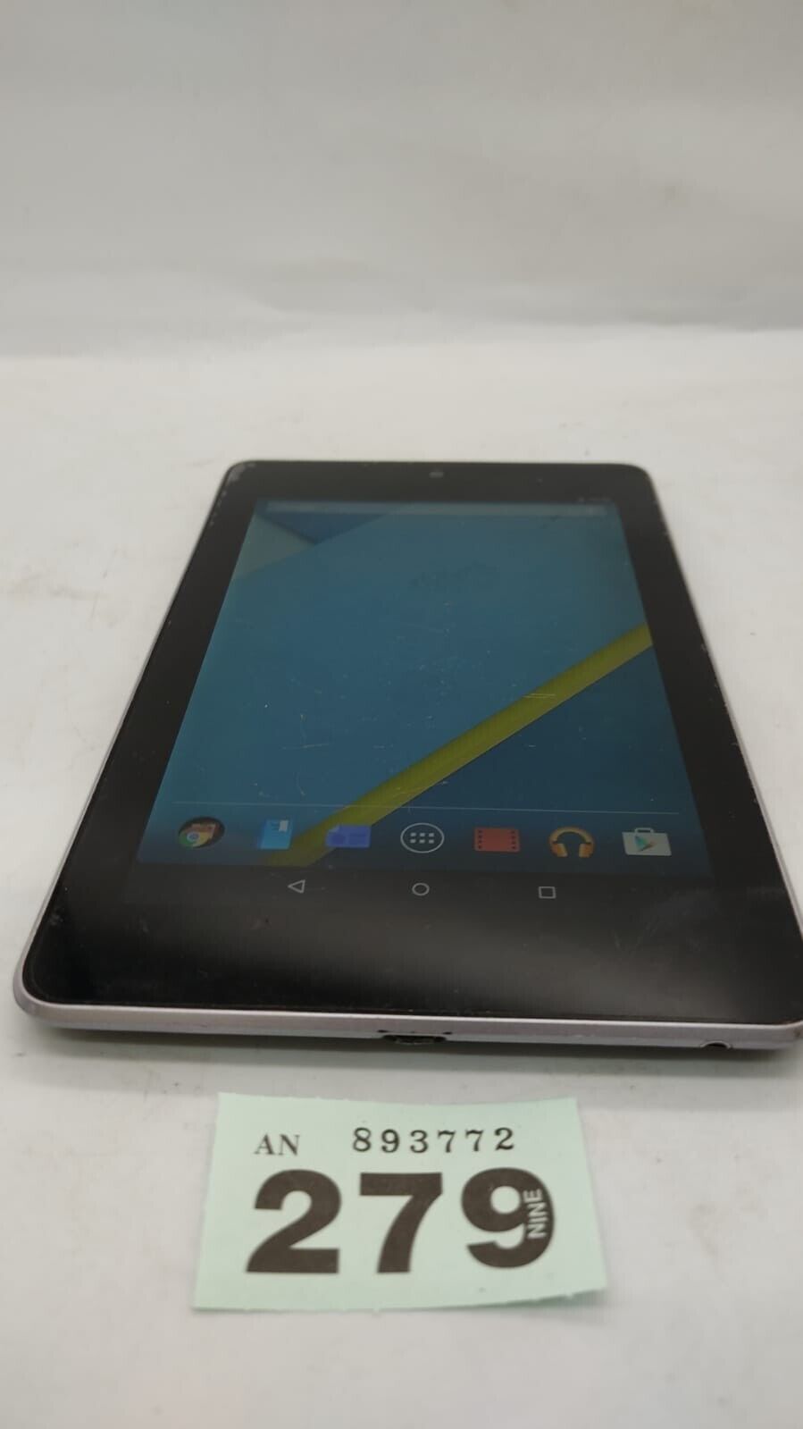 ASUS Google Nexus 7 Tablet ME370T 32GB Wi-Fi Black w/ Silver Trim, Device Only