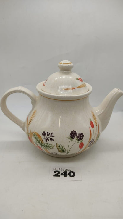 Churchill Staffordshire Bramble Fayre Teapot Farmhouse Design, Vintage