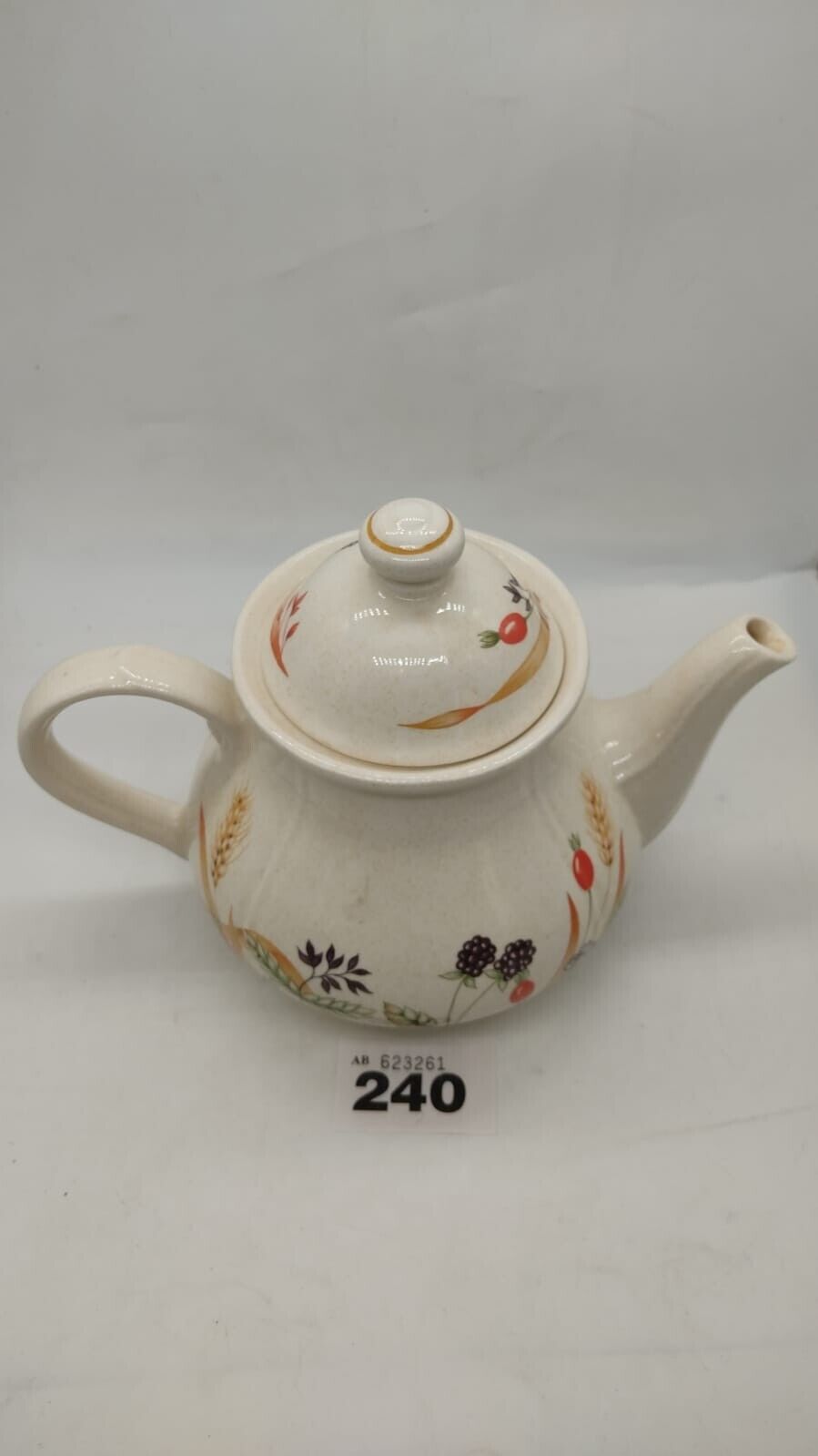 Churchill Staffordshire Bramble Fayre Teapot Farmhouse Design, Vintage