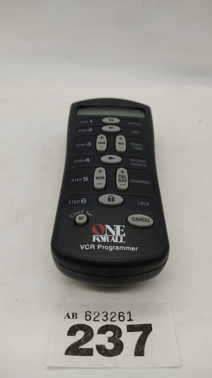 One for All VCR Programmer UCR-5220 Programmable Remote Control Universal