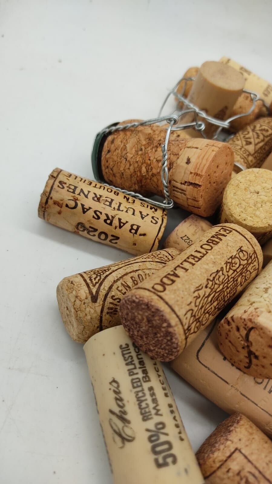 Pack of Assorted Mixed Size Bottle Corks, 40 Approx