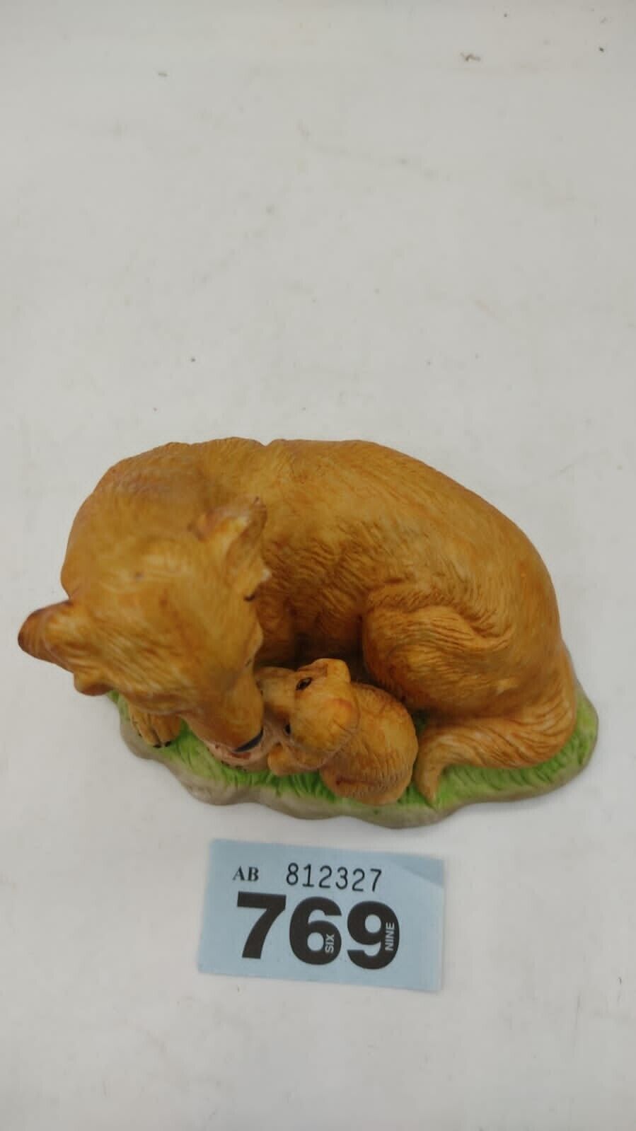 Golden Labrador and Pupy by Libond, Finest Porcelain Ware Figurines