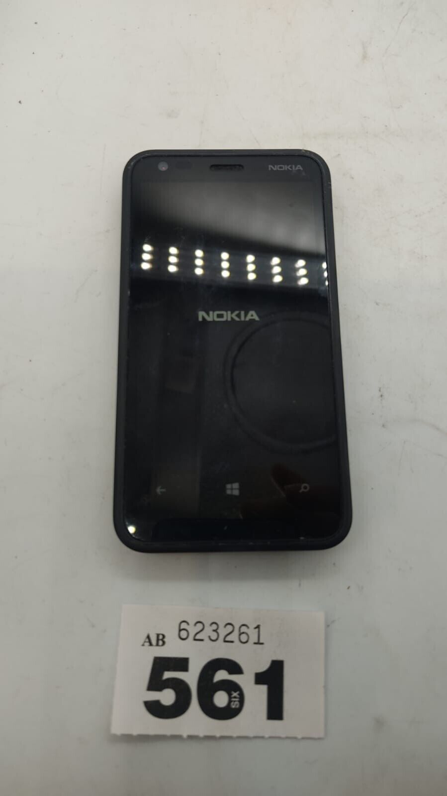 Nokia Lumia 620 RM-846- White- (O2 network) Smartphone device only. Used