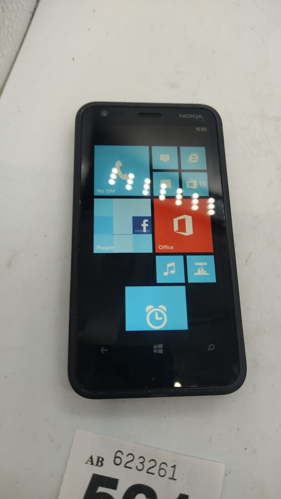 Nokia Lumia 620 RM-846- White- (O2 network) Smartphone device only. Used