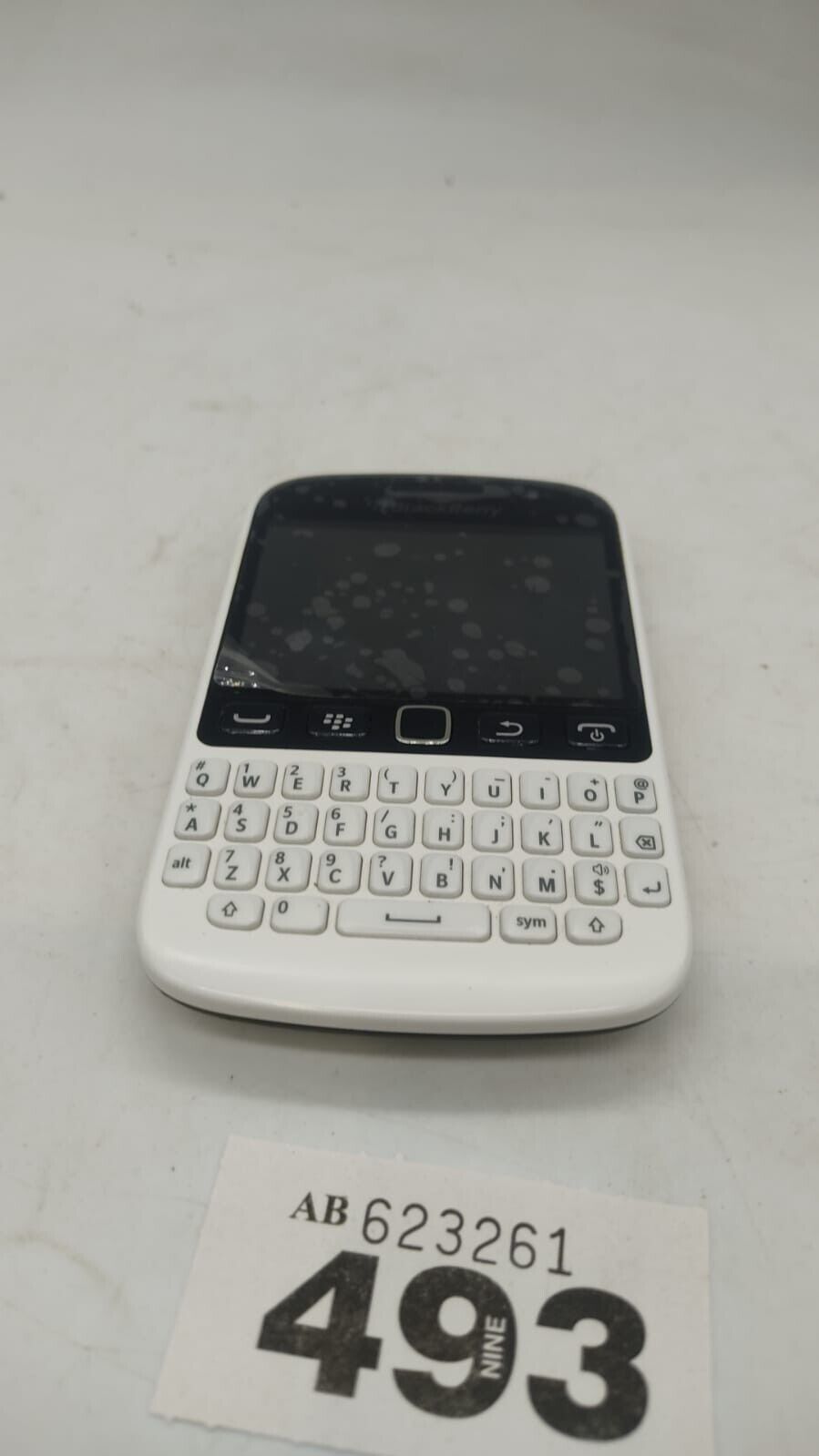 BlackBerry 9720 White (O2 Network maybe Unlocked) Smartphone, Used - Device Only