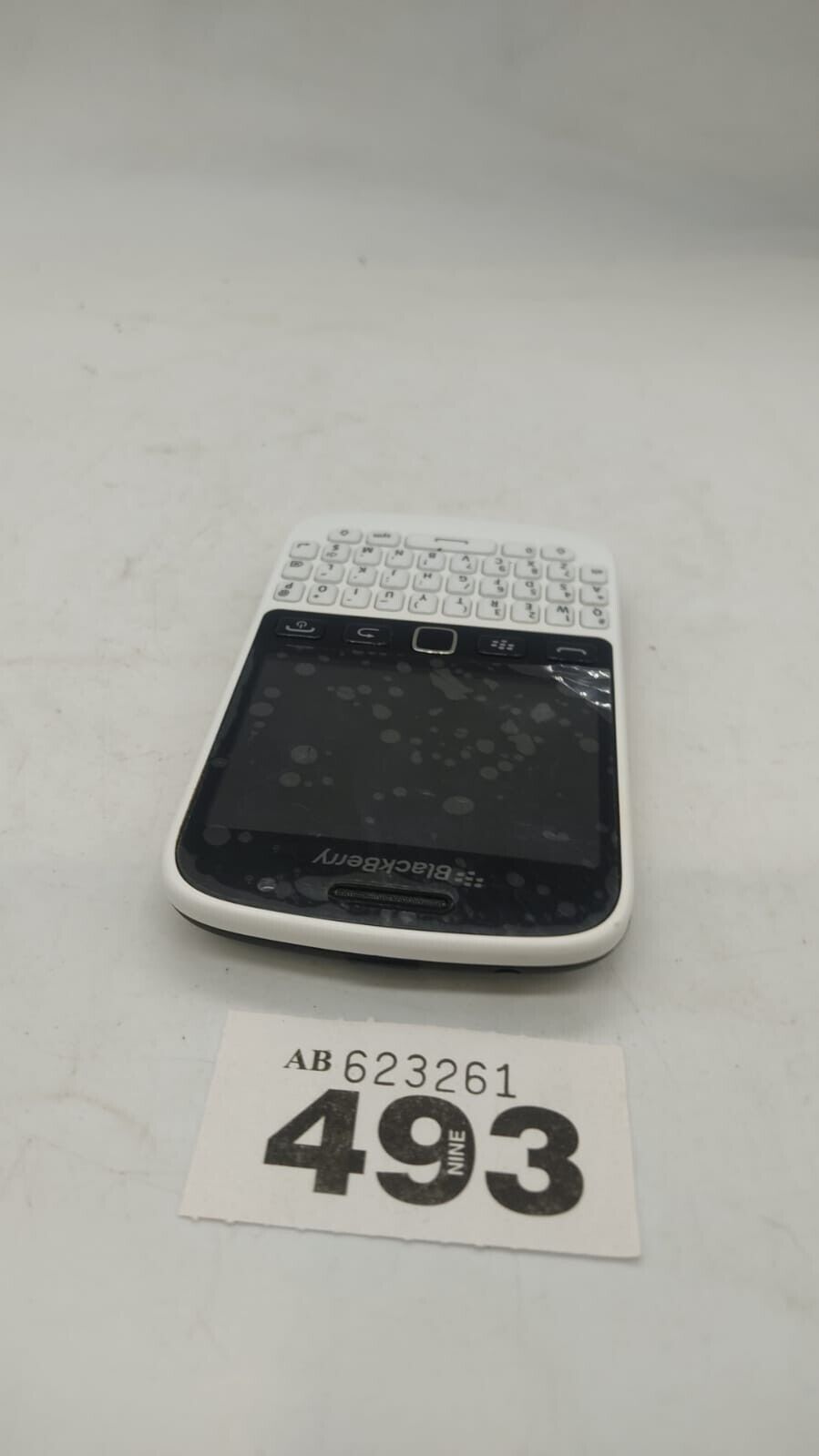 BlackBerry 9720 White (O2 Network maybe Unlocked) Smartphone, Used - Device Only