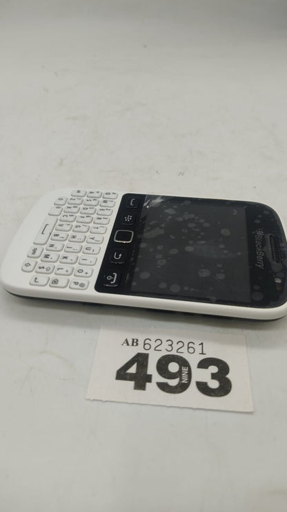 BlackBerry 9720 White (O2 Network maybe Unlocked) Smartphone, Used - Device Only