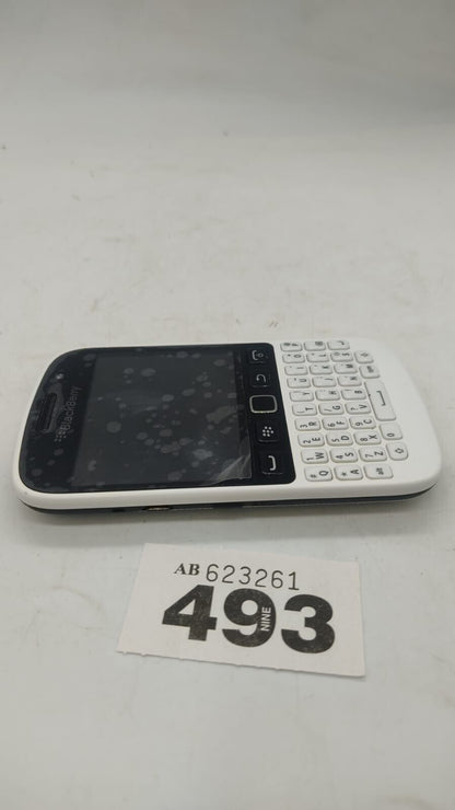 BlackBerry 9720 White (O2 Network maybe Unlocked) Smartphone, Used - Device Only