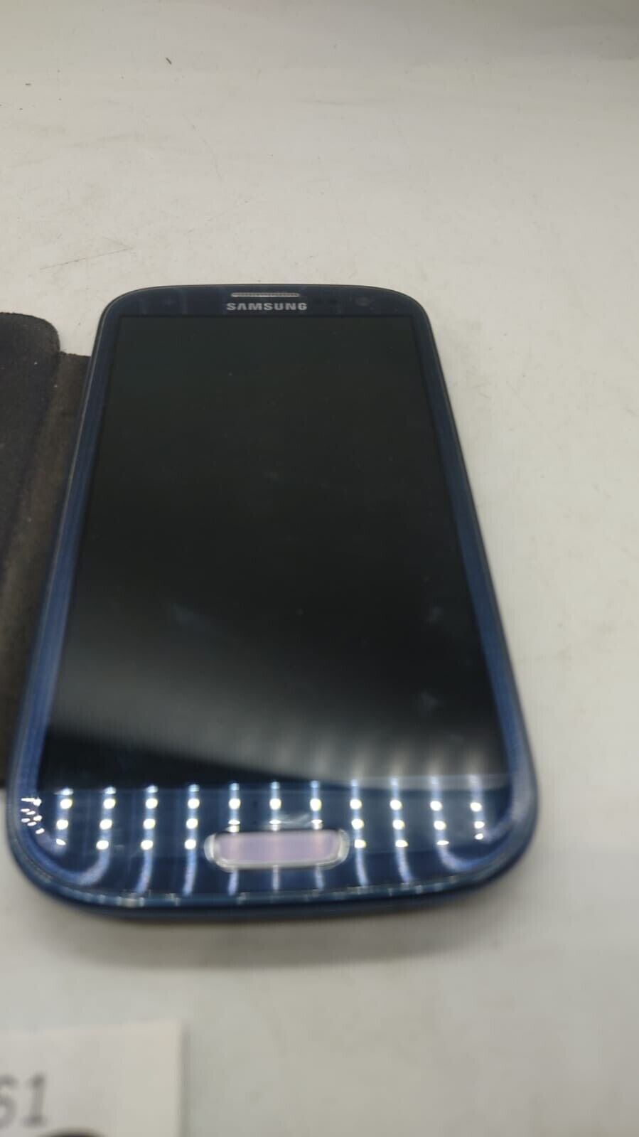 SAMSUNG GALAXY S3 III GT-I9300 - 4.8" AMOLED 720p 306ppi - 2G/3G - 8MP Unlocked