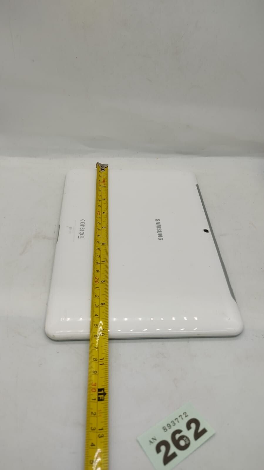 Samsung Galaxy Tab 2 GT-P5110 16GB, Wi-Fi (Unlocked), 10.1in. device only. Used