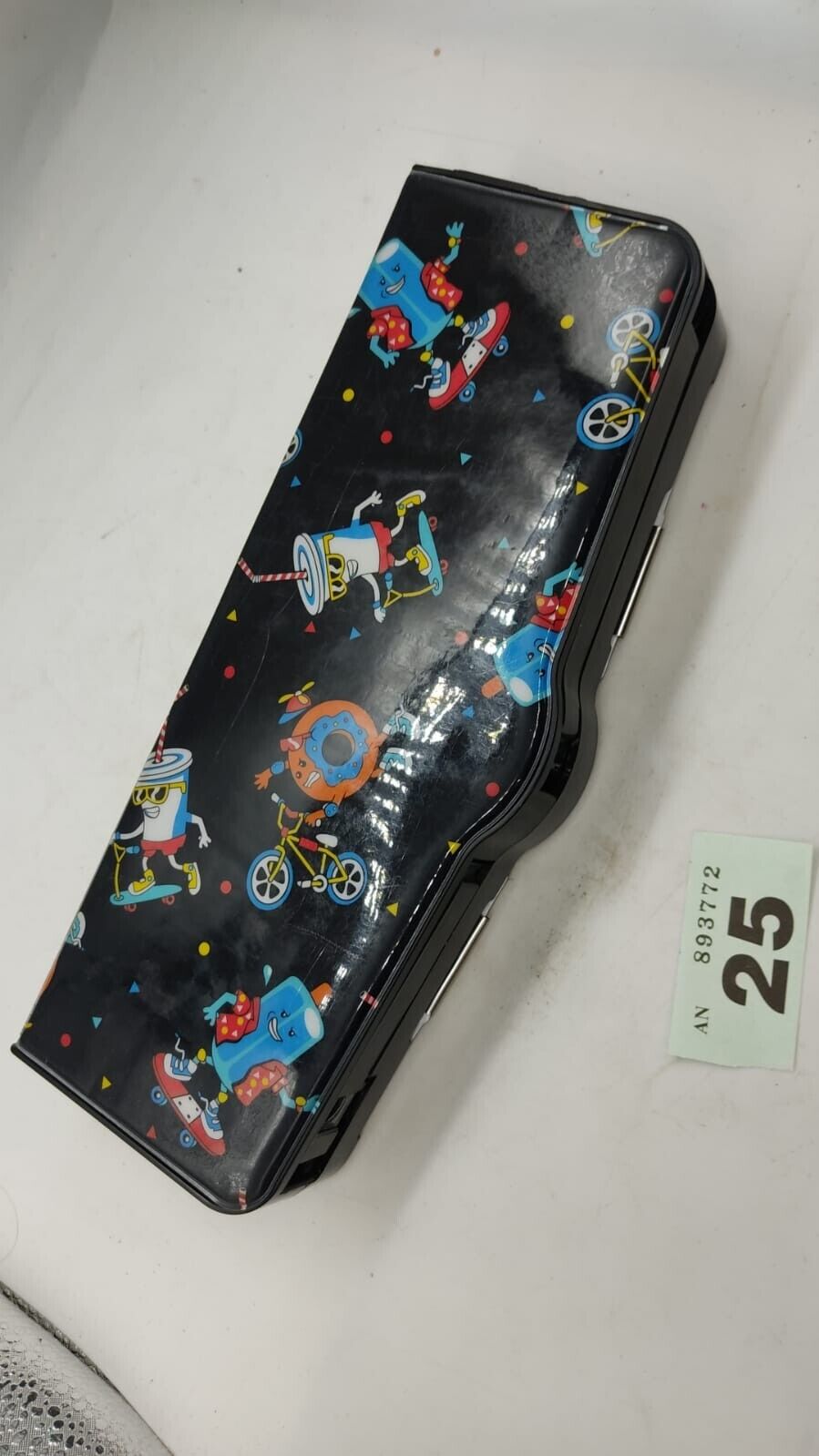 Smiggle Pop Out Pencil Case Black. Plastic Good Condition. Case Only. Used