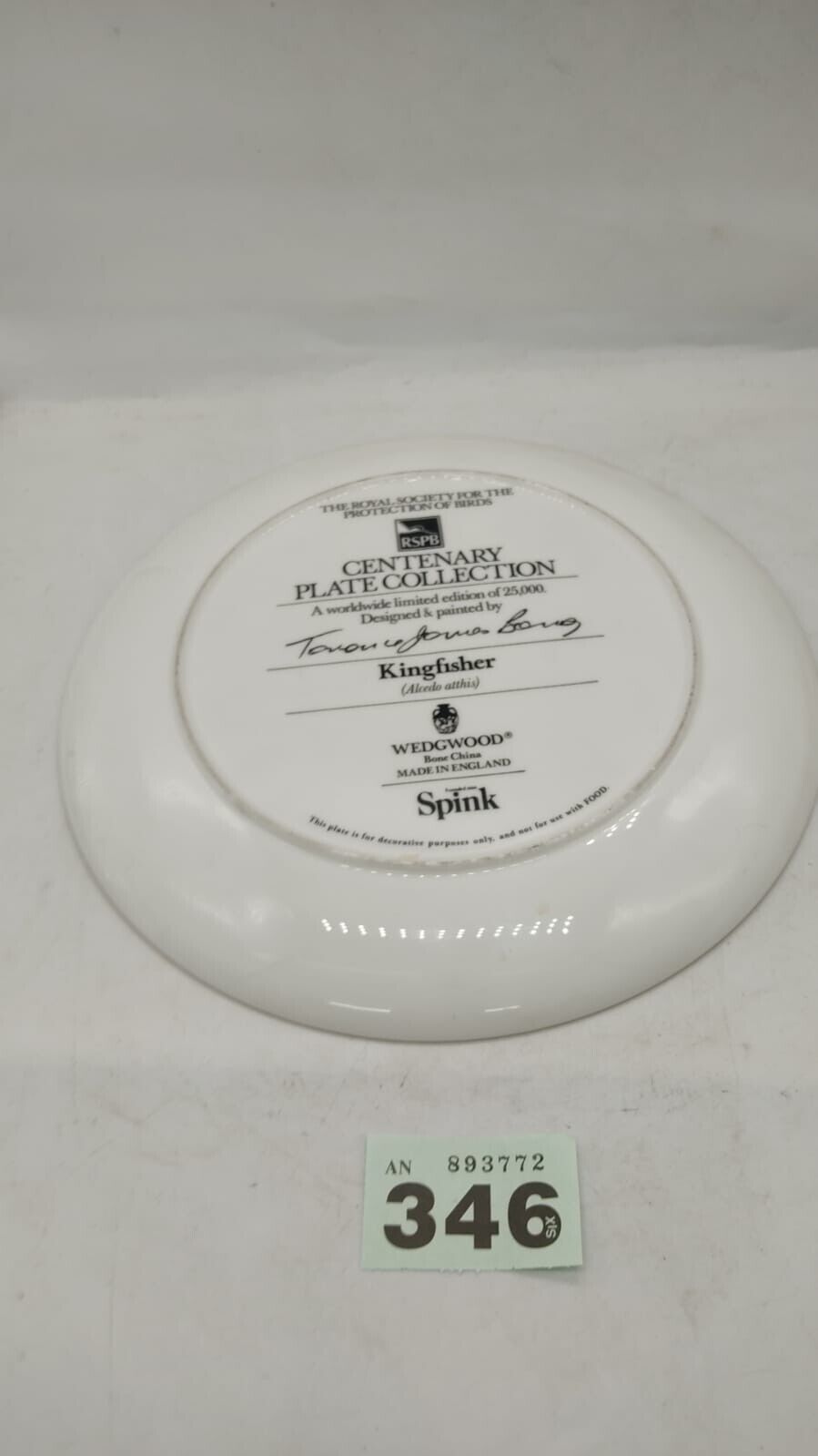 Wedgwood Collectors Edition Decorative Plate Kingfisher Design. Vintage England