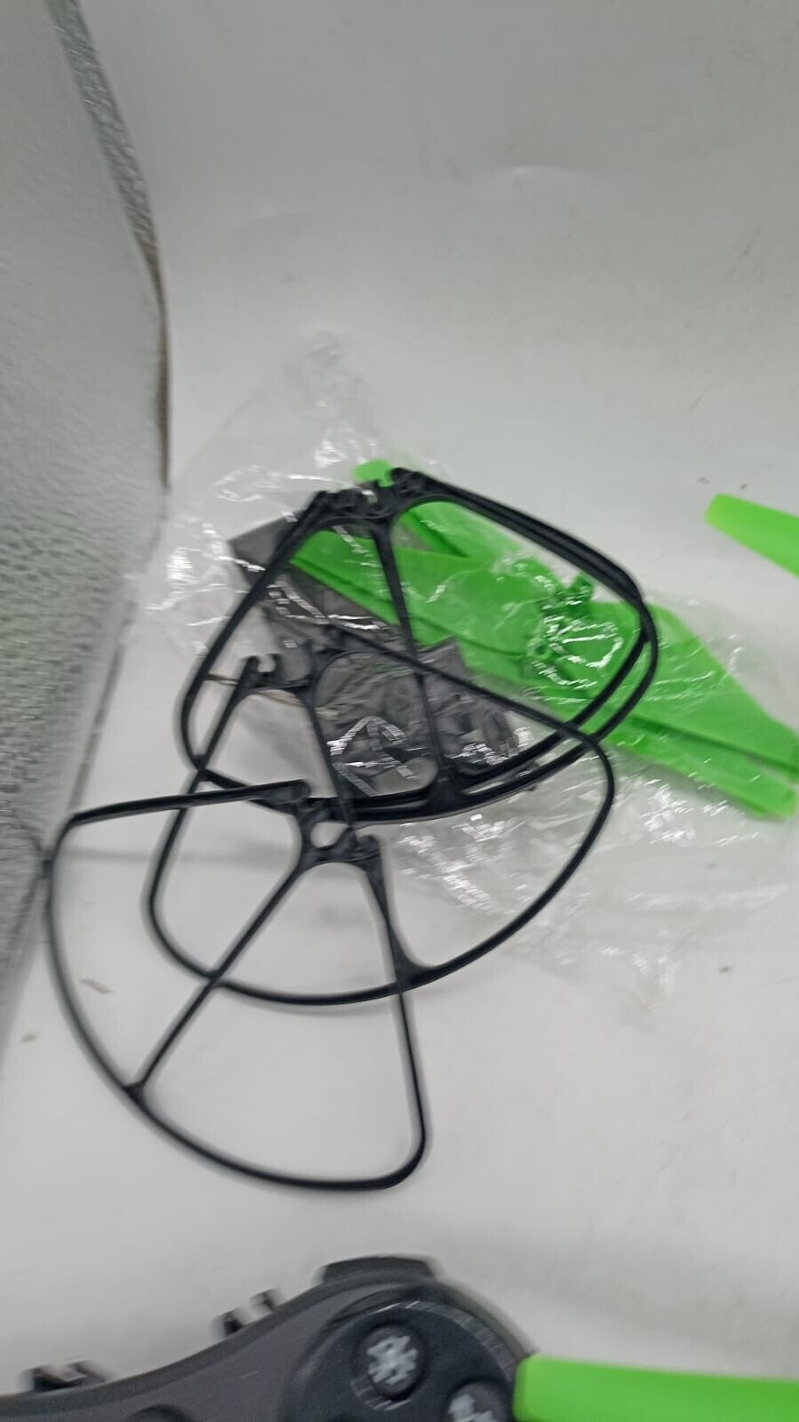 Skydrones S5200 Hd Wifi Live Streaming Drone. 2.4ghz. Complete. Tested Working